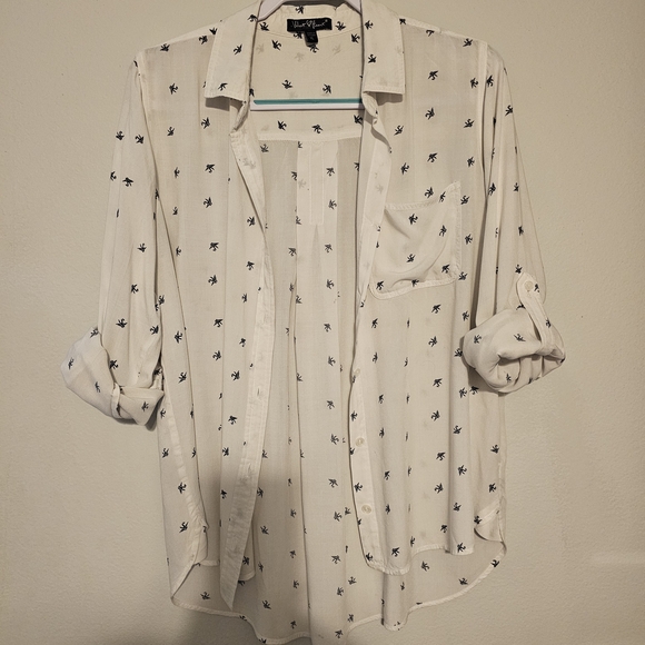 Old Navy White Button-Down Shirt with Navy Mini Print - Picture 2 of 9